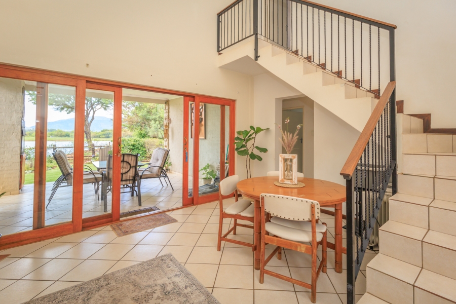 3 Bedroom Property for Sale in The Coves North West